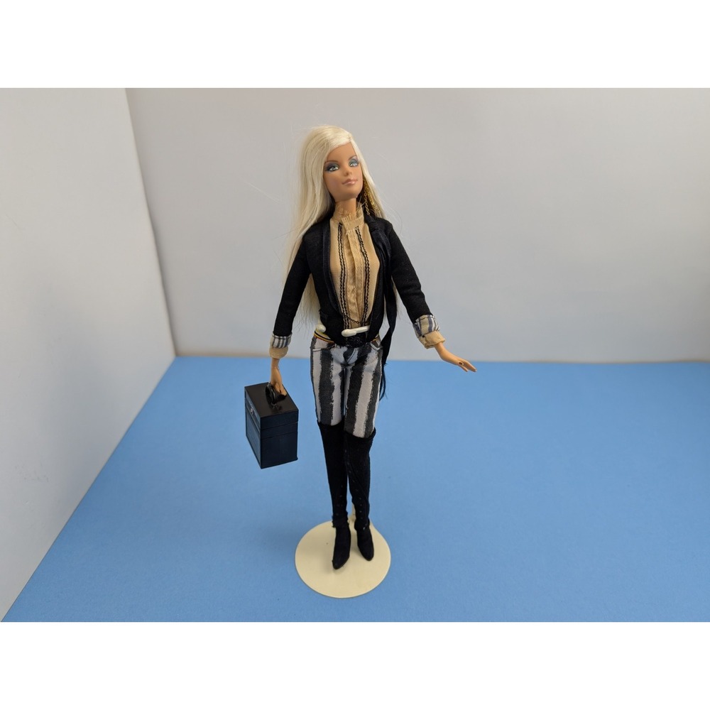 Mac Barbie Doll 2006 Gold Label Mattel K7966